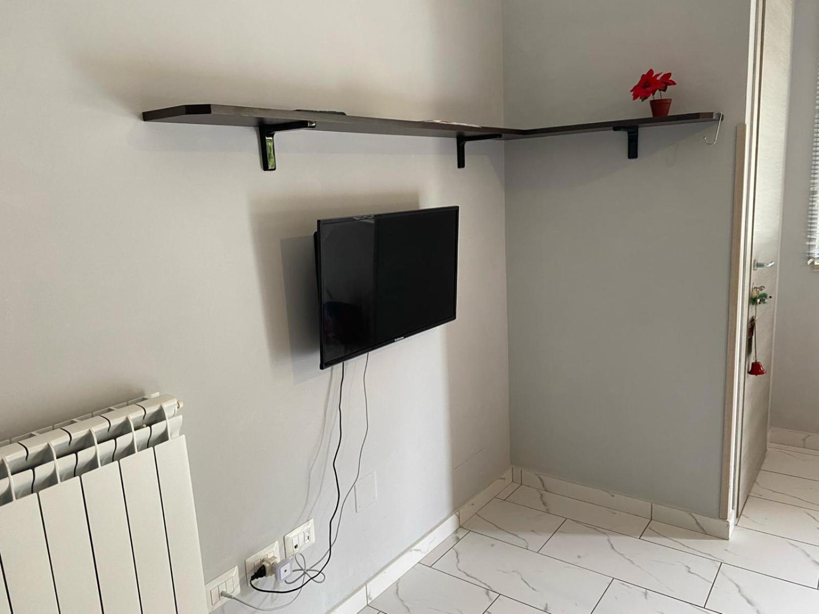 קמפניה A Casa Di Laura B&B Apartments מראה חיצוני תמונה