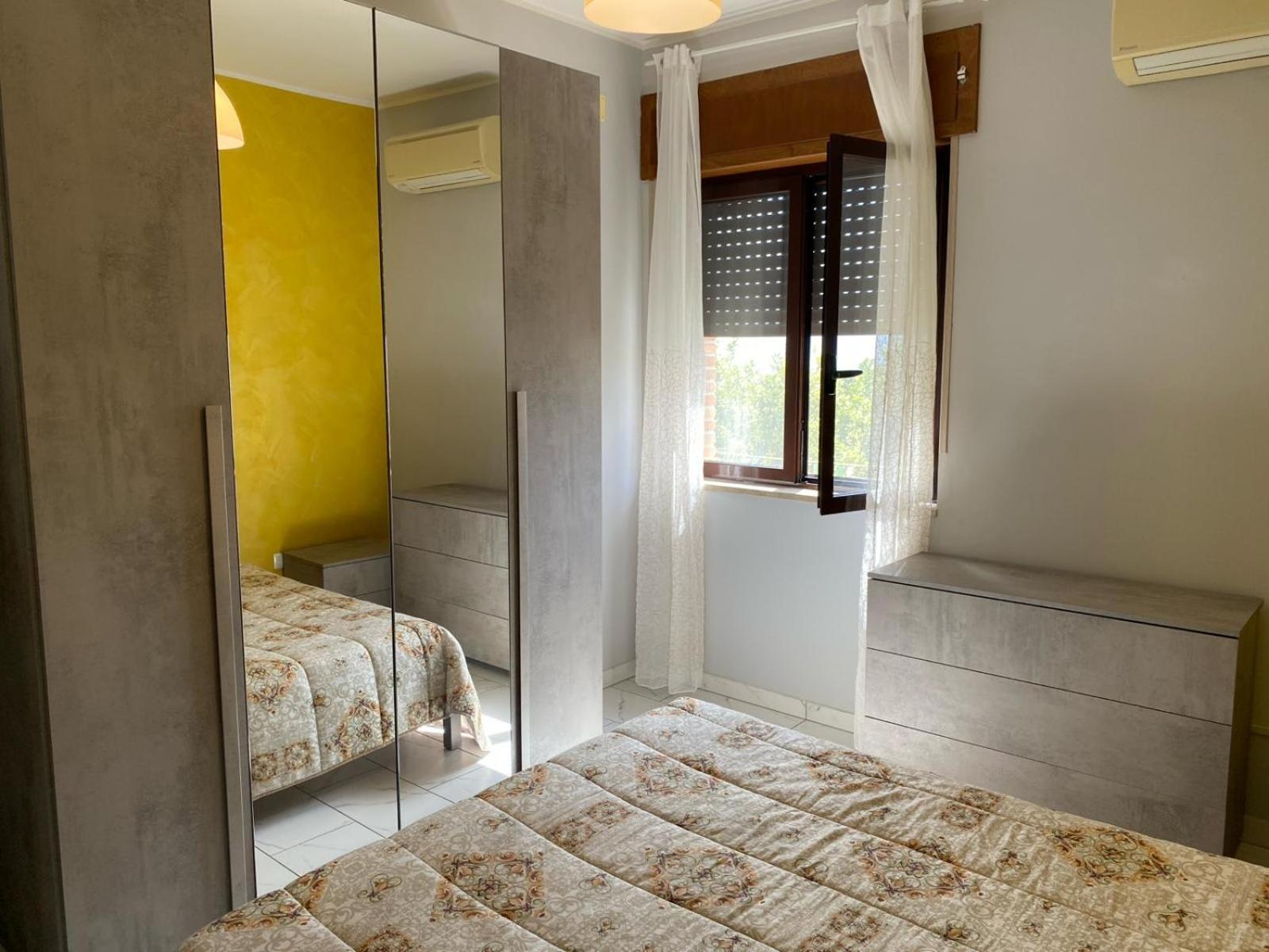 קמפניה A Casa Di Laura B&B Apartments מראה חיצוני תמונה